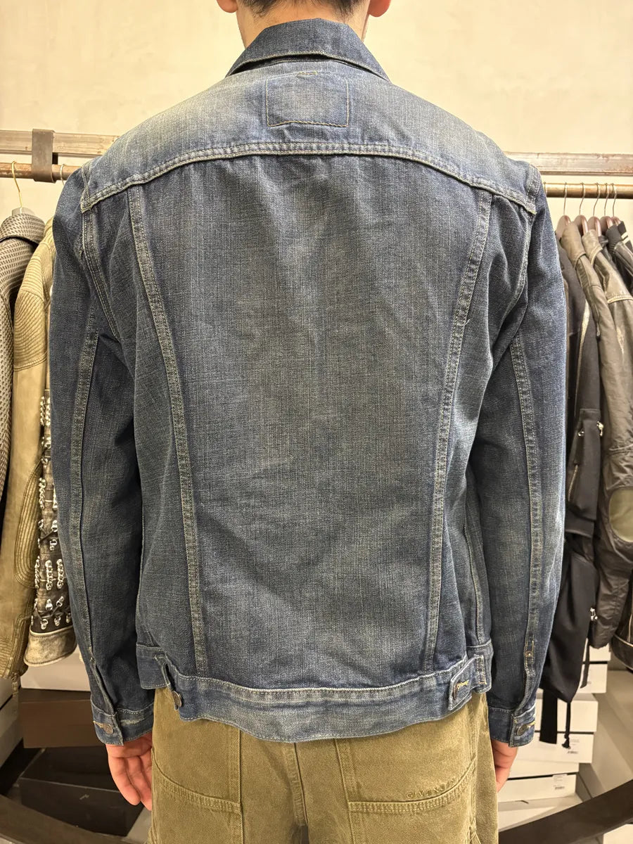 Levi’s Raw Brut Buttoned Denim Trucker Jacket TzunASw 2