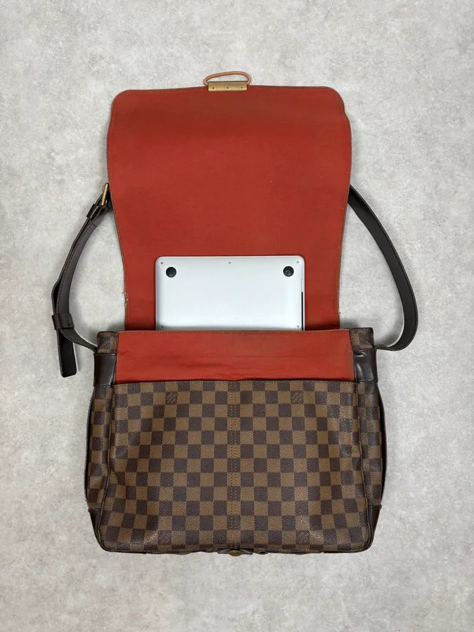 Louis Vuitton Abbesses Leather Messenger Bag FApOBEL 6