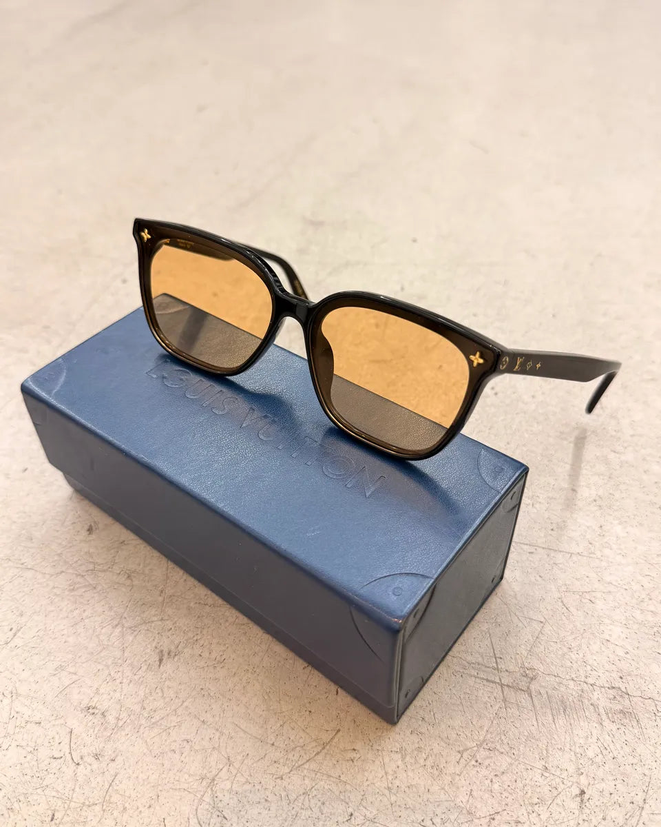 Louis Vuitton Black Acetate Square Sunglasses KeoQzkG 0