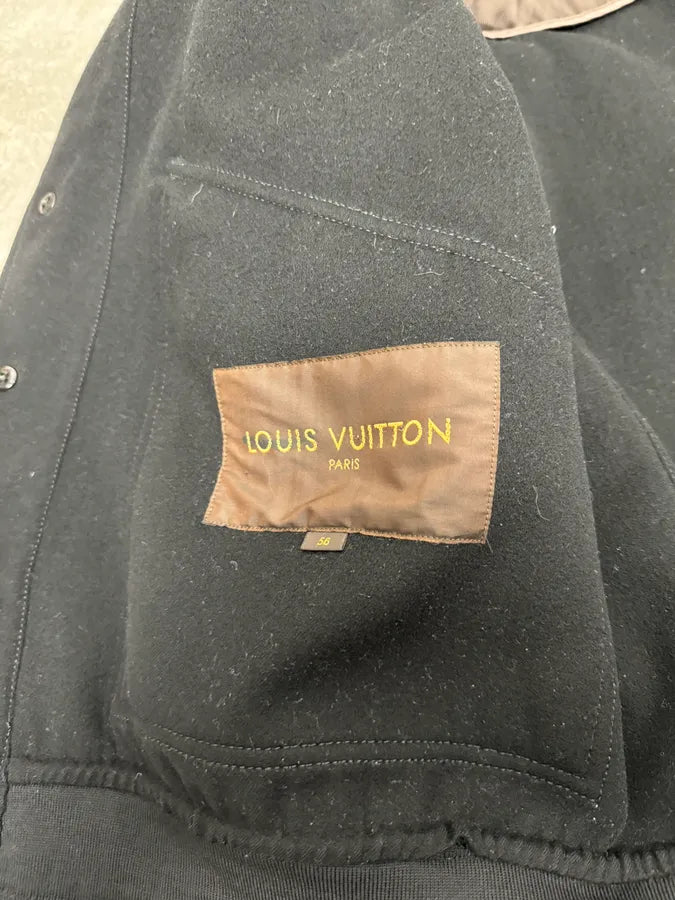 Louis Vuitton Black Elegant Cashmere & Wool Buttoned Jacket flTMhmE 10