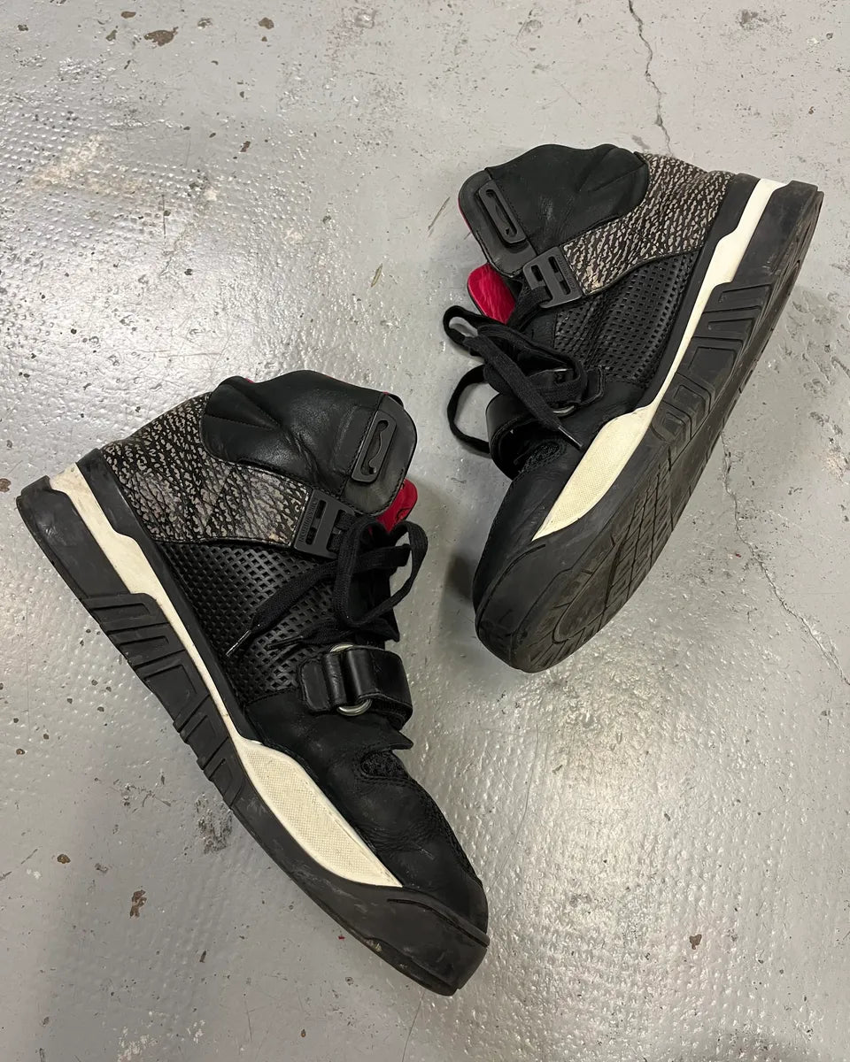 Louis Vuitton Black High Strap Trail Blazer Sneakers  rCESqLg 2