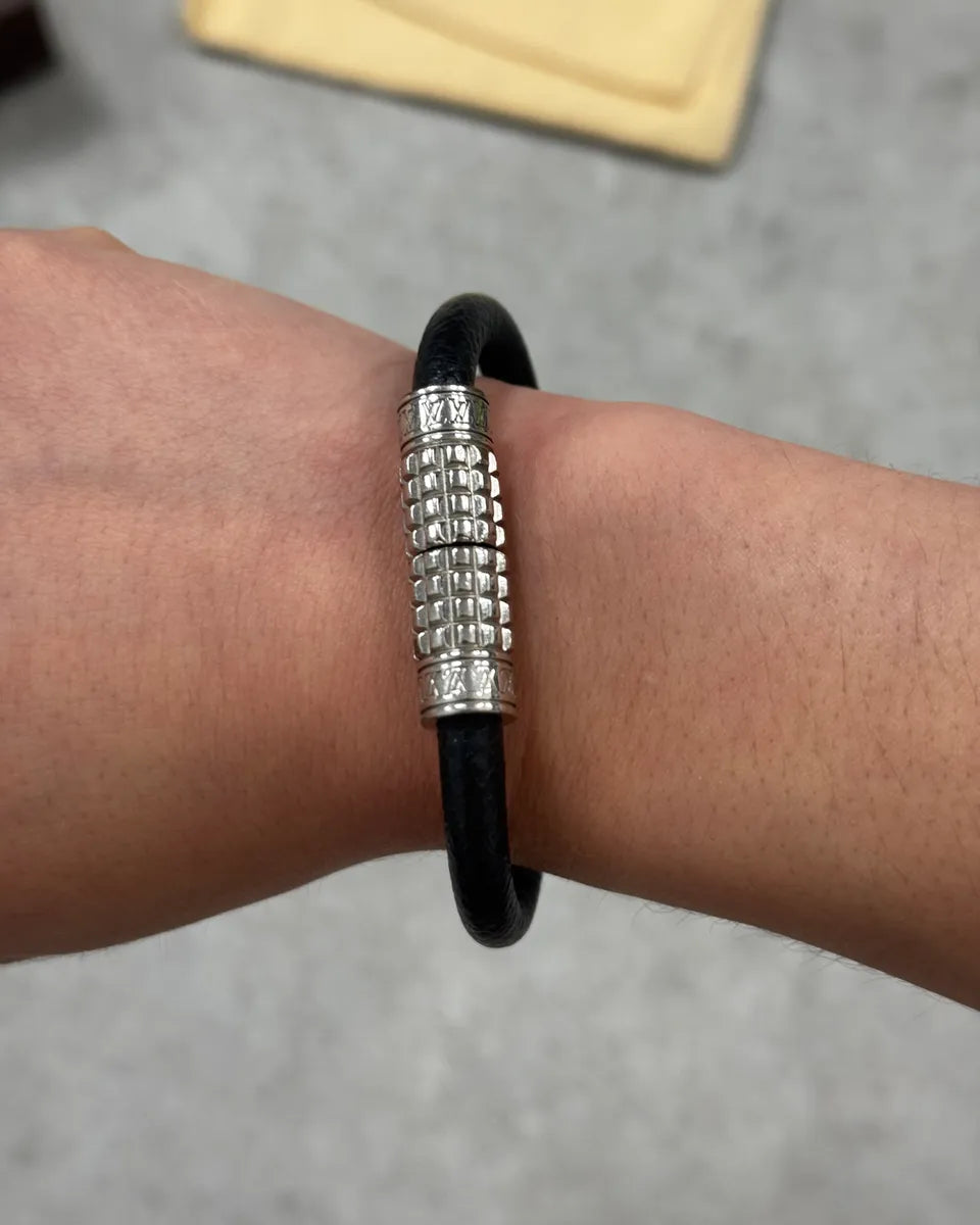 Louis Vuitton Black Leather Bracelet vESQFHj 2
