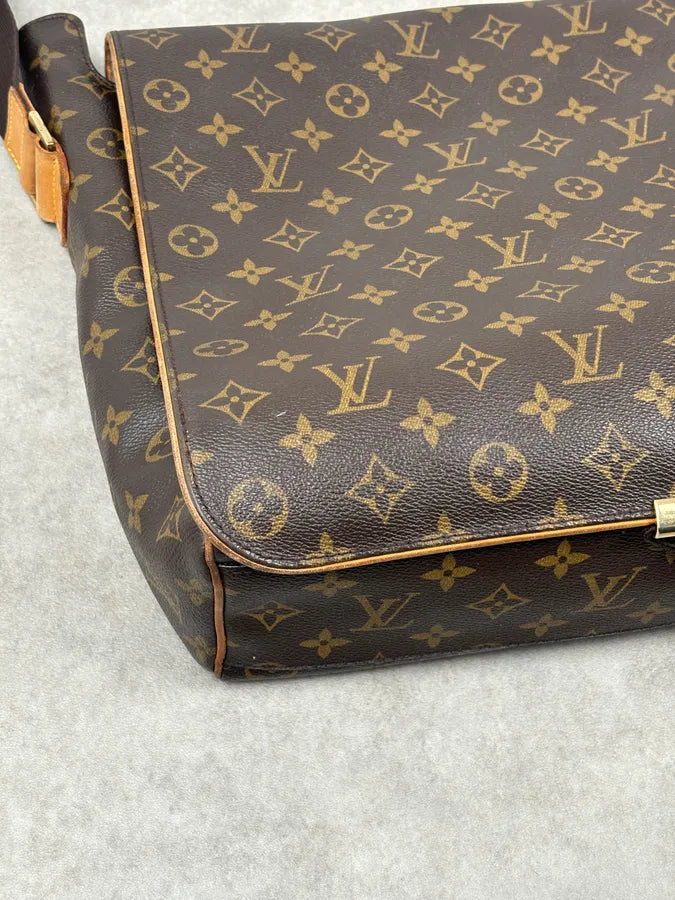 Louis Vuitton Brown Leather Logo Messenger Bag NcaNyCX 5