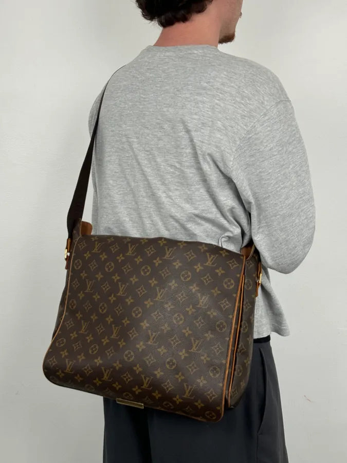 Louis Vuitton Brown Leather Logo Messenger Bag NcaNyCX 1