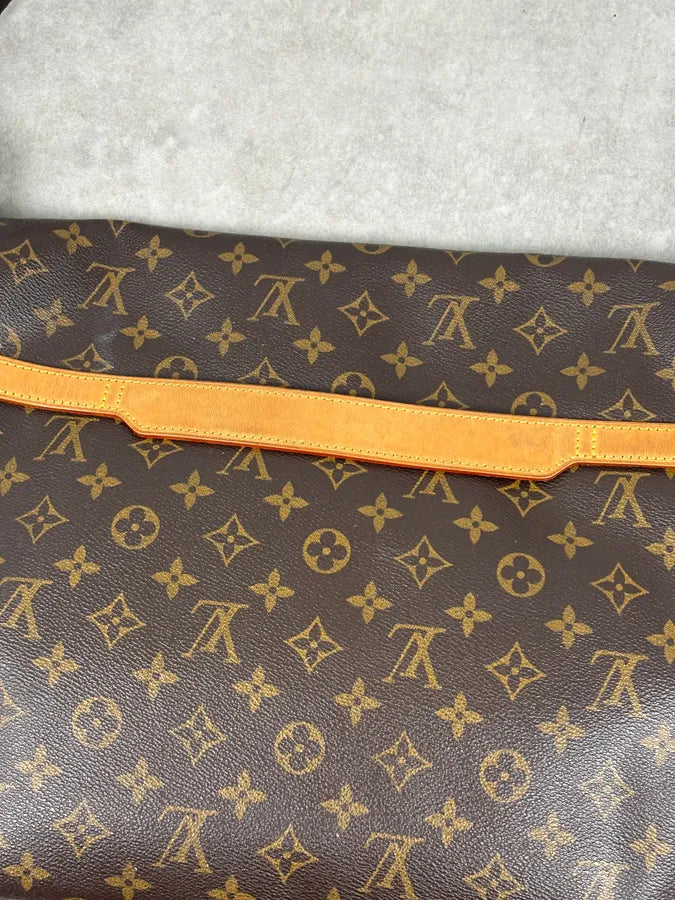 Louis Vuitton Brown Leather Logo Messenger Bag NcaNyCX 10