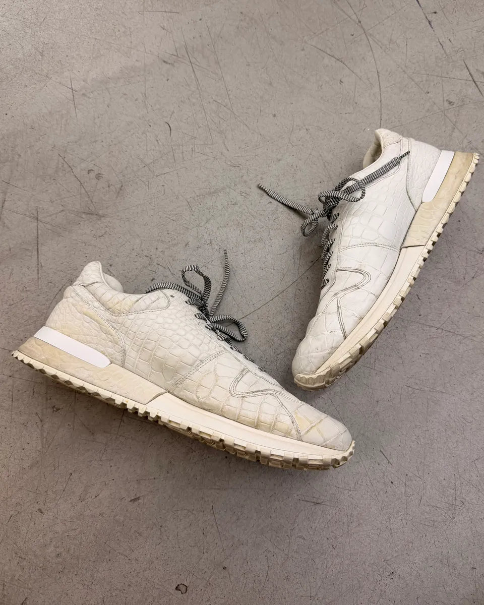 Louis Vuitton Crocodile Embossed Run Away Leather Sneakers gctmzbf 3