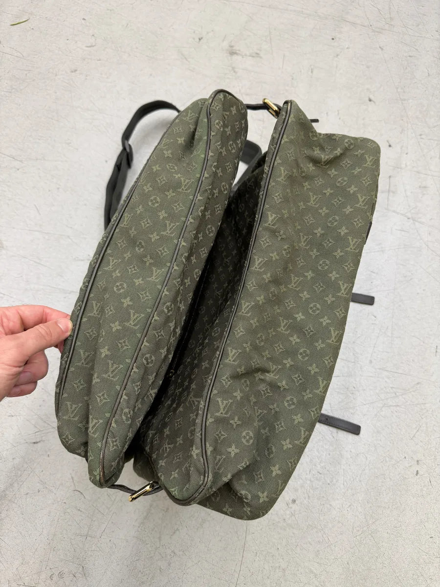 Louis Vuitton Green Canvas Monogrammed Messenger Bag  ubzOcDI 8