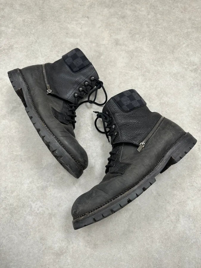 Louis Vuitton Lace-Up Detachable Black Eroded Leather Boots KGEuVuu 2
