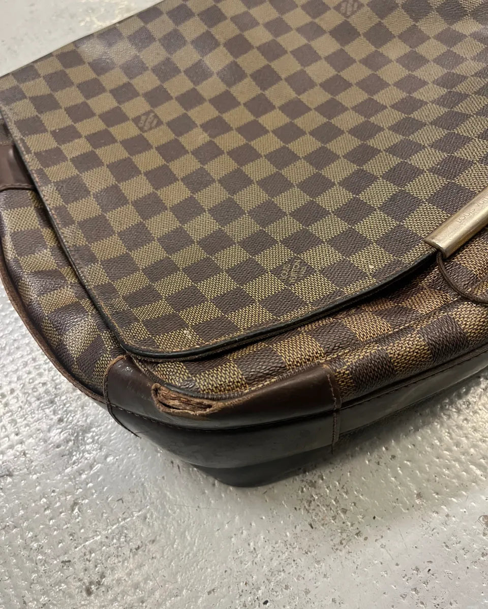 Louis Vuitton Monogram Brown Leather Messenger Bag wxEIKNY 4