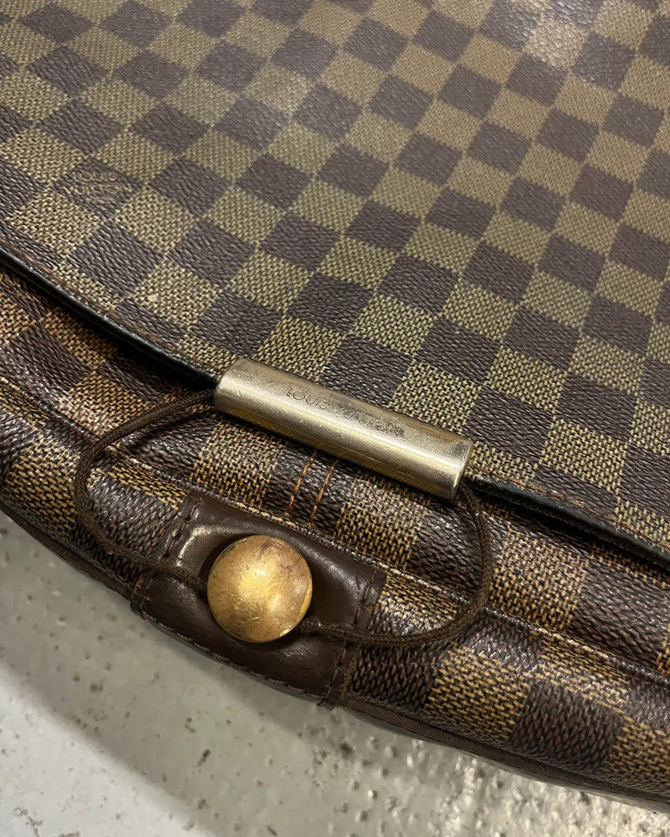 Louis Vuitton Monogram Brown Leather Messenger Bag wxEIKNY 7