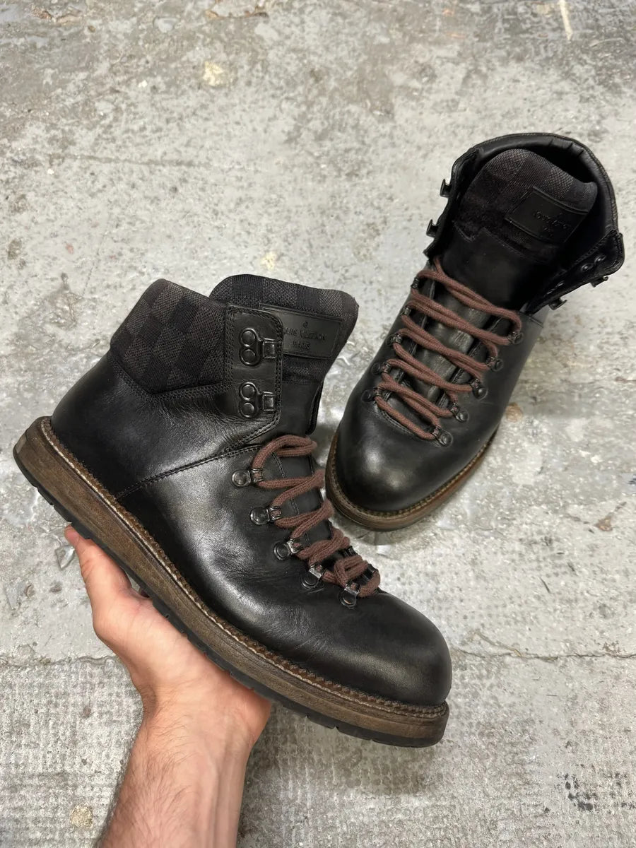 Louis Vuitton Monogrammed Black Leather Boots vCZVIjA 0