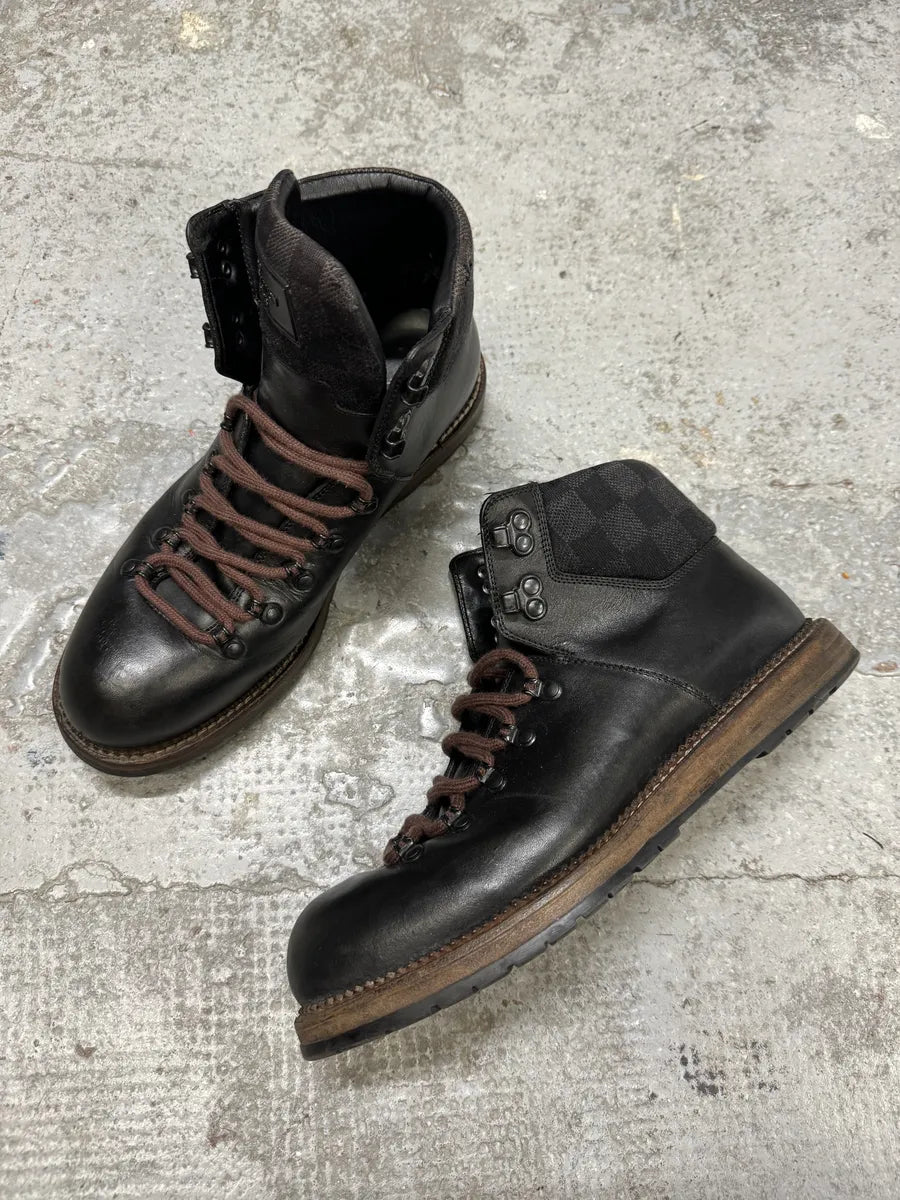 Louis Vuitton Monogrammed Black Leather Boots vCZVIjA 2