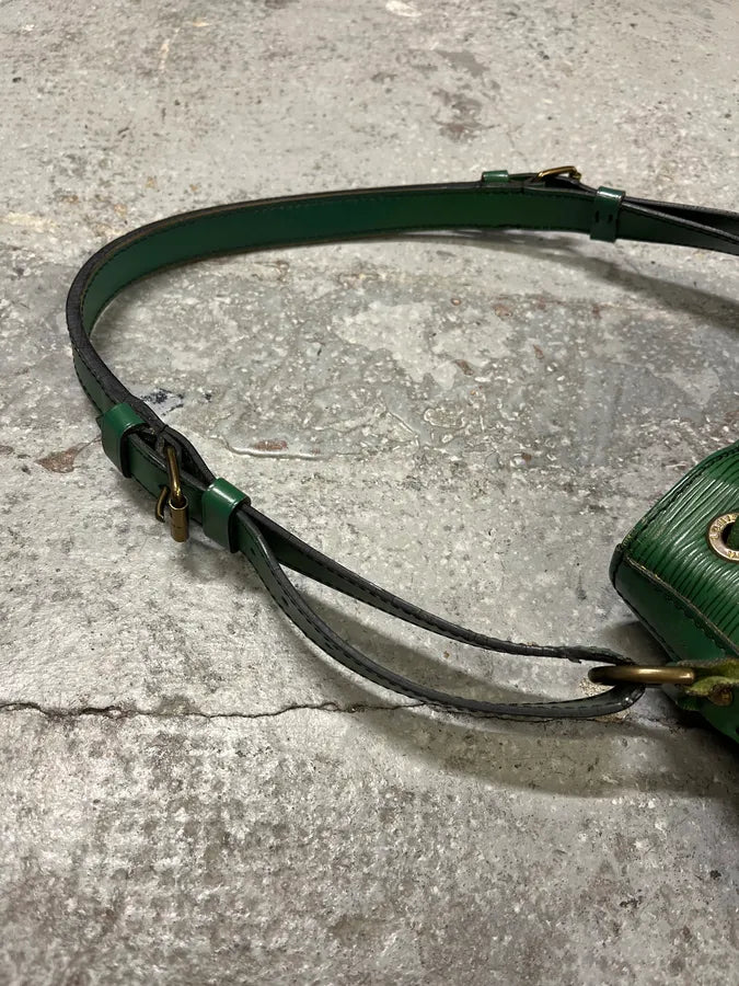 Louis Vuitton Noé Green Epi Leather Handle Bag (OS) pHEoIAO 5