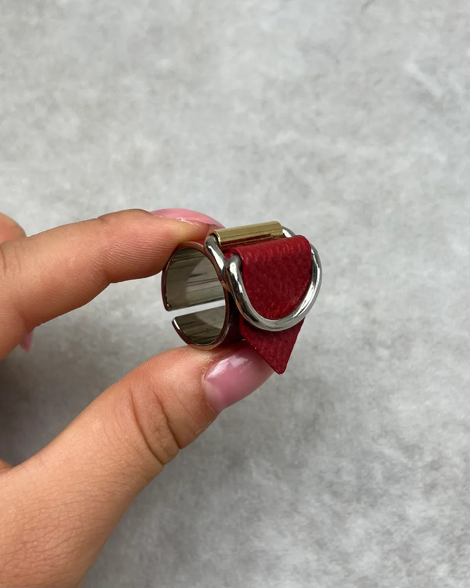 Louis Vuitton Red Leather Ring yVYirNQ 3
