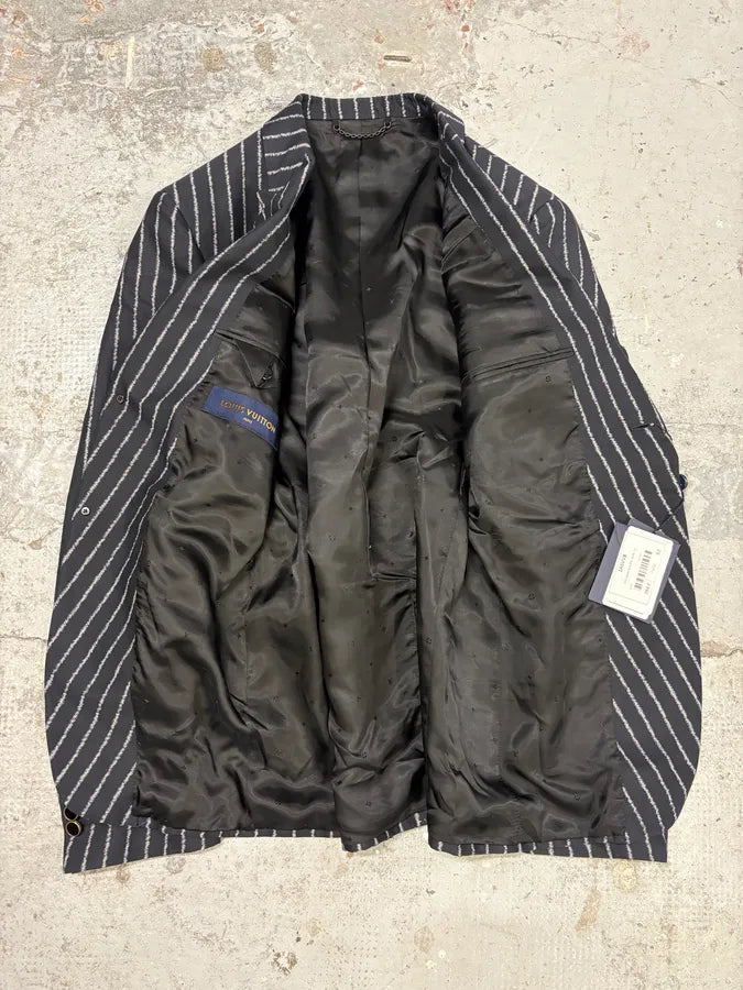 Louis Vuitton Striped Black Elegant Suit NmRocXQ 7