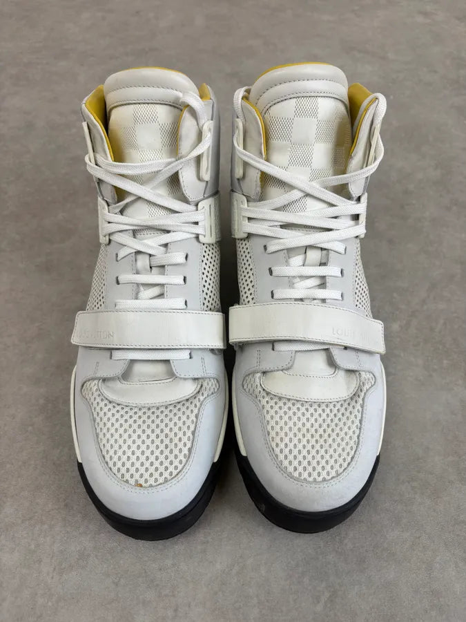 Louis Vuitton White Trail Blazer Leather Mesh High Sneakers onTMhdF 1