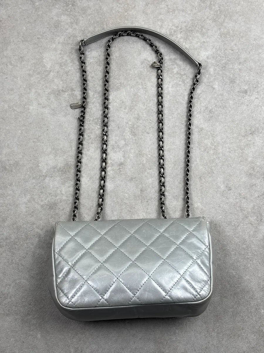 Chanel Silver Leather Quilted CC Turn-Lock Mini Bag lpaBxtkC 6