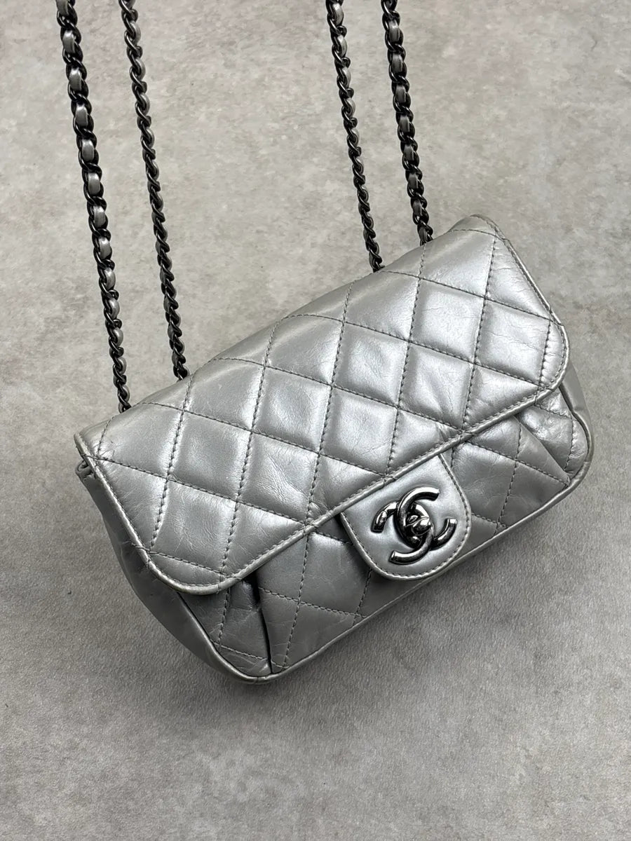 Chanel Silver Leather Quilted CC Turn-Lock Mini Bag lpaBxtkC 9