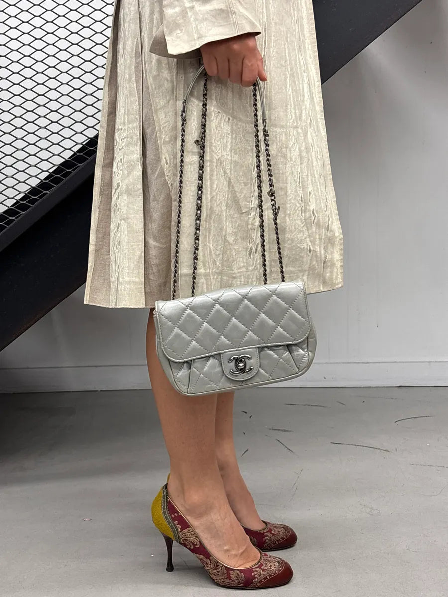 Chanel Silver Leather Quilted CC Turn-Lock Mini Bag lpaBxtkC 2