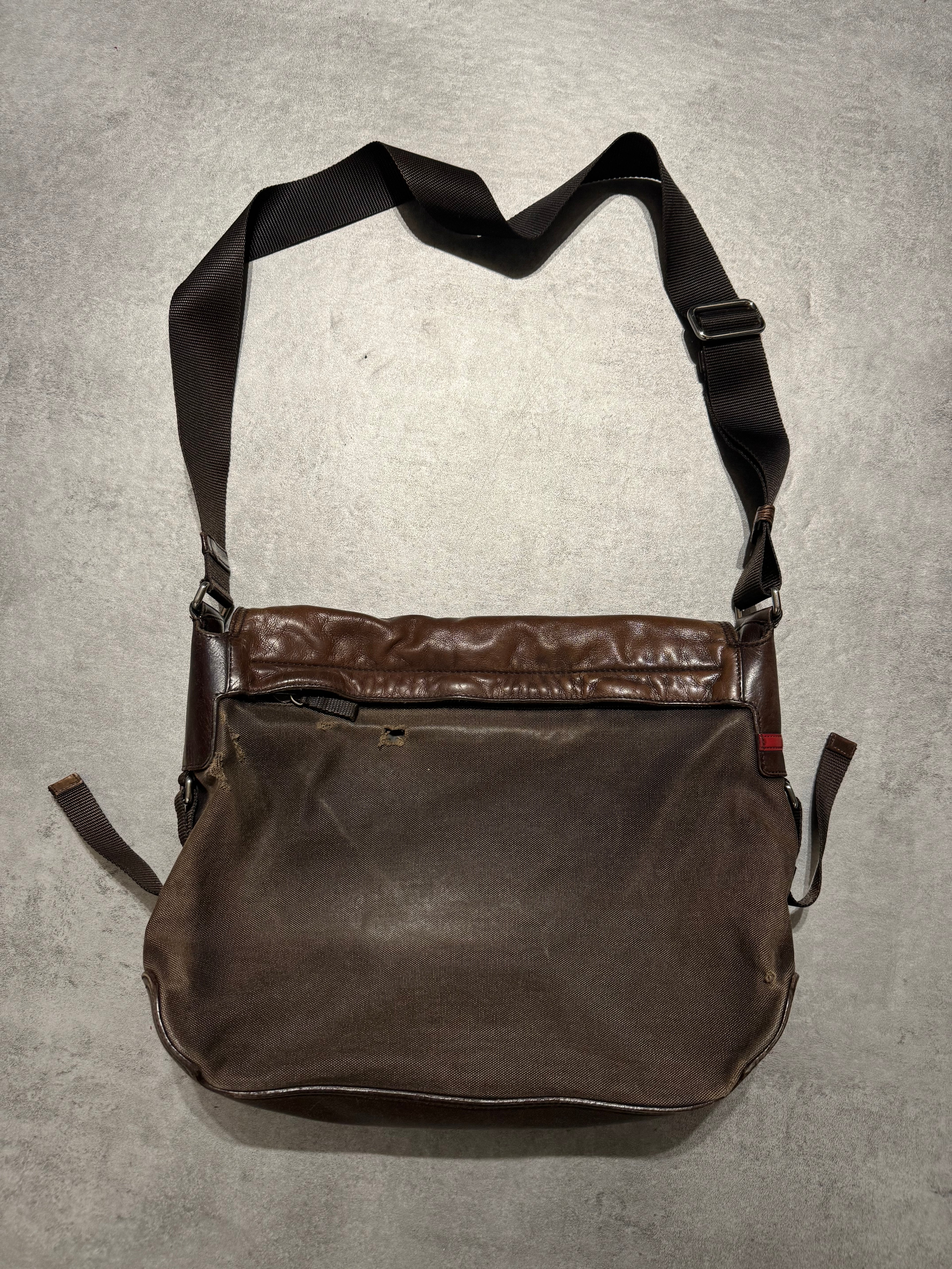 2000s Prada Linea Rossa Brown Leather Distressed Shoulder Bag (OS) - 8