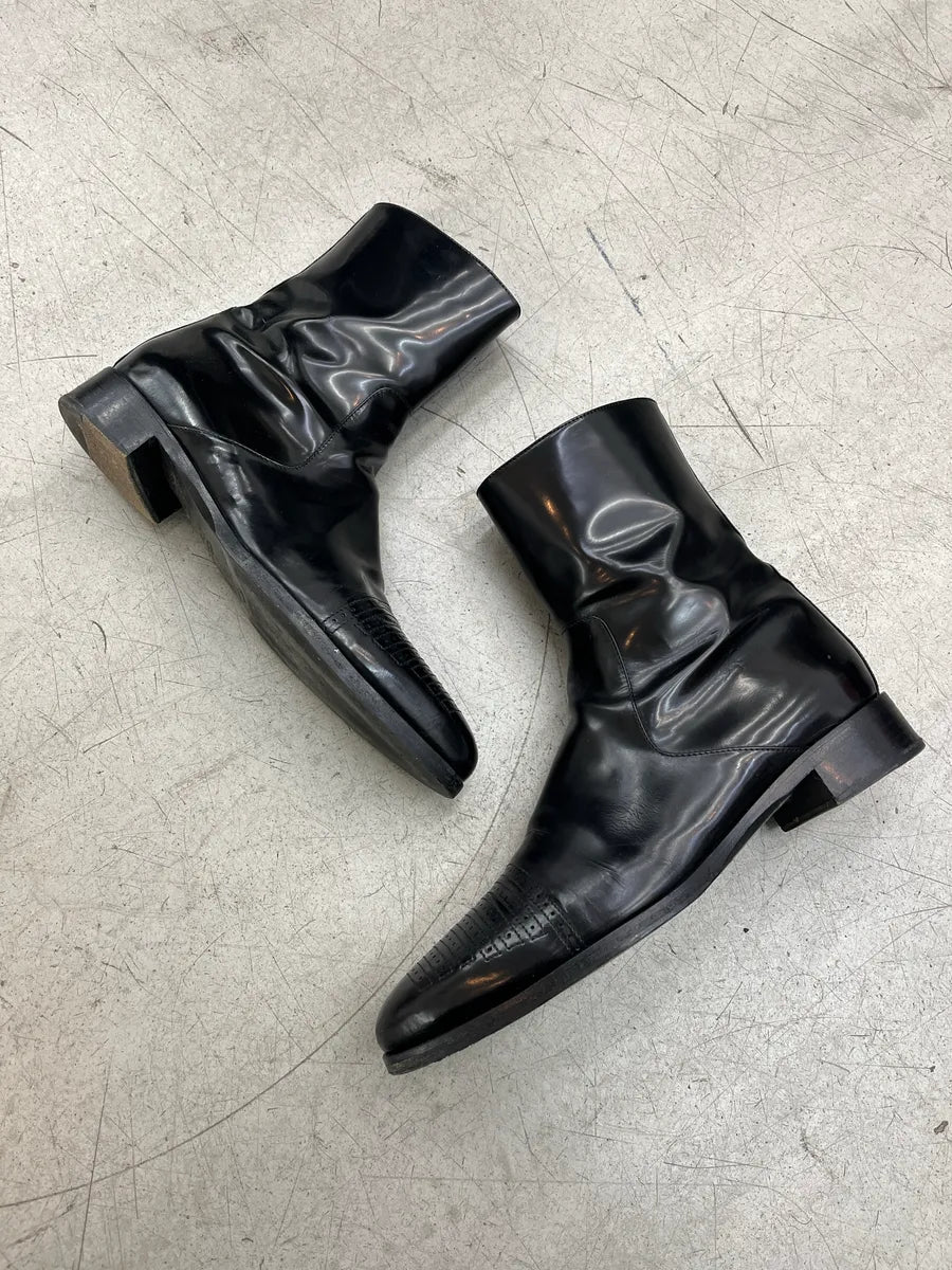 AW2003 Prada Perforated Patent Black Leather Boots lzkFSgQD 1