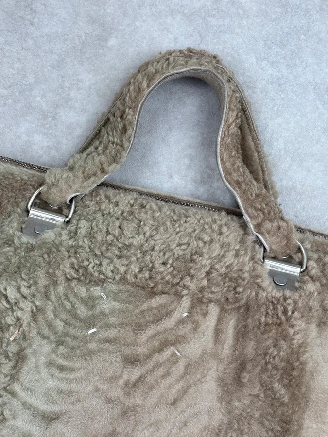 Maison Margiela Beige Lambskin Shearling Handle Bag eBukiSn 14