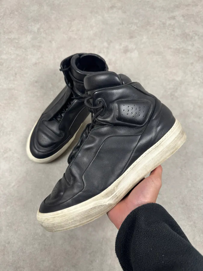 Maison Margiela Black High Leather Avant-Garde Sneakers yTMyJye 5