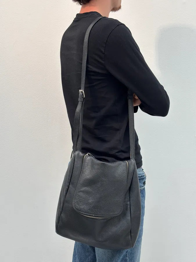 Maison Margiela Black Squared Zip Shoulder Bag OgoIKzt 2
