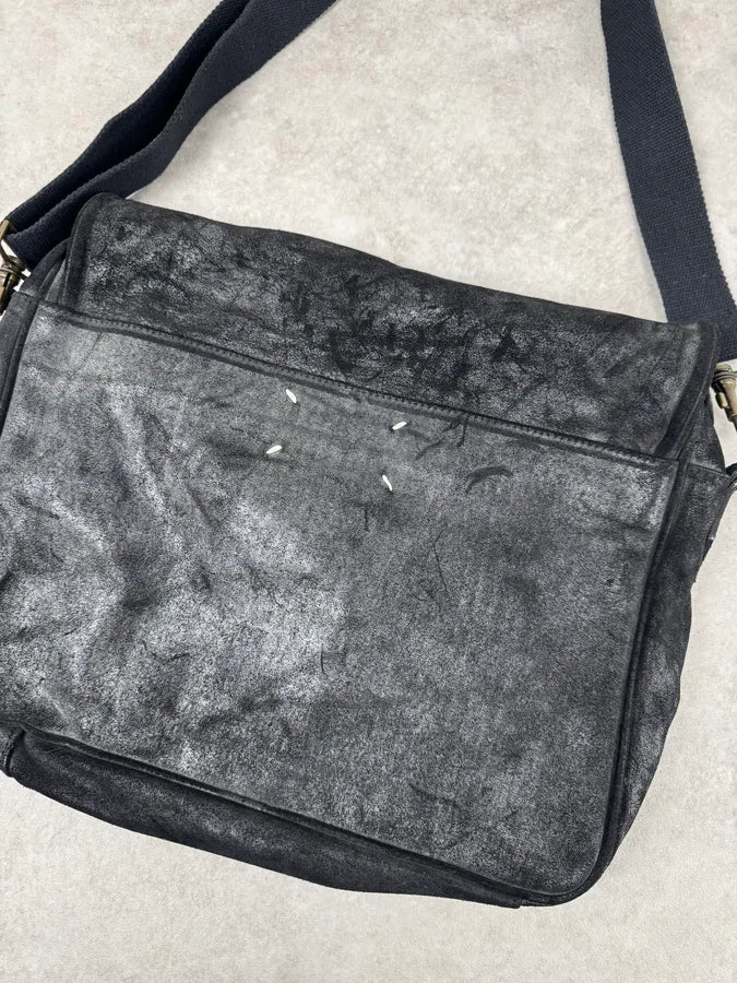 Maison Margiela Black Waxed Effect Leather Messenger Bag FdsKxjQ 5