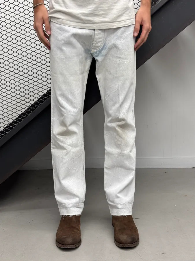 AW2022 Maison Margiela White Painted Cracked Denim Jeans MaGRMle 1