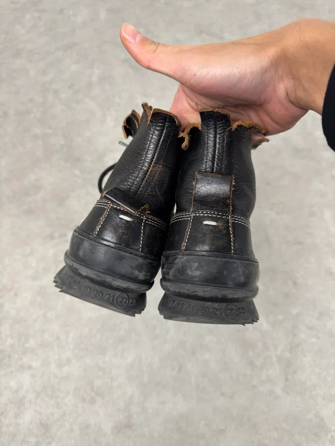 Maison Margiela Cut Black Leather Boots HjiolTn 1