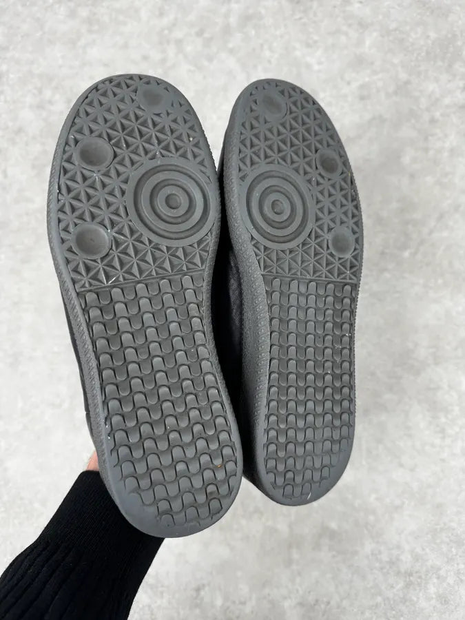 Maison Margiela Future Black Painted Low Sneakers JMPXNNx 8