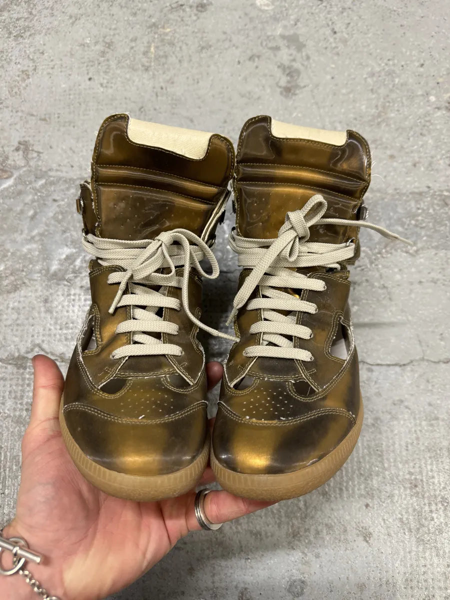 Maison Margiela Gold Holes High Shoes RCmFAIy 2