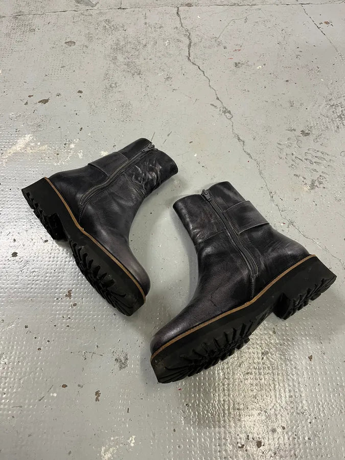 Maison Margiela Grey Eroded Ankle Leather Boots VjUjeRb 2