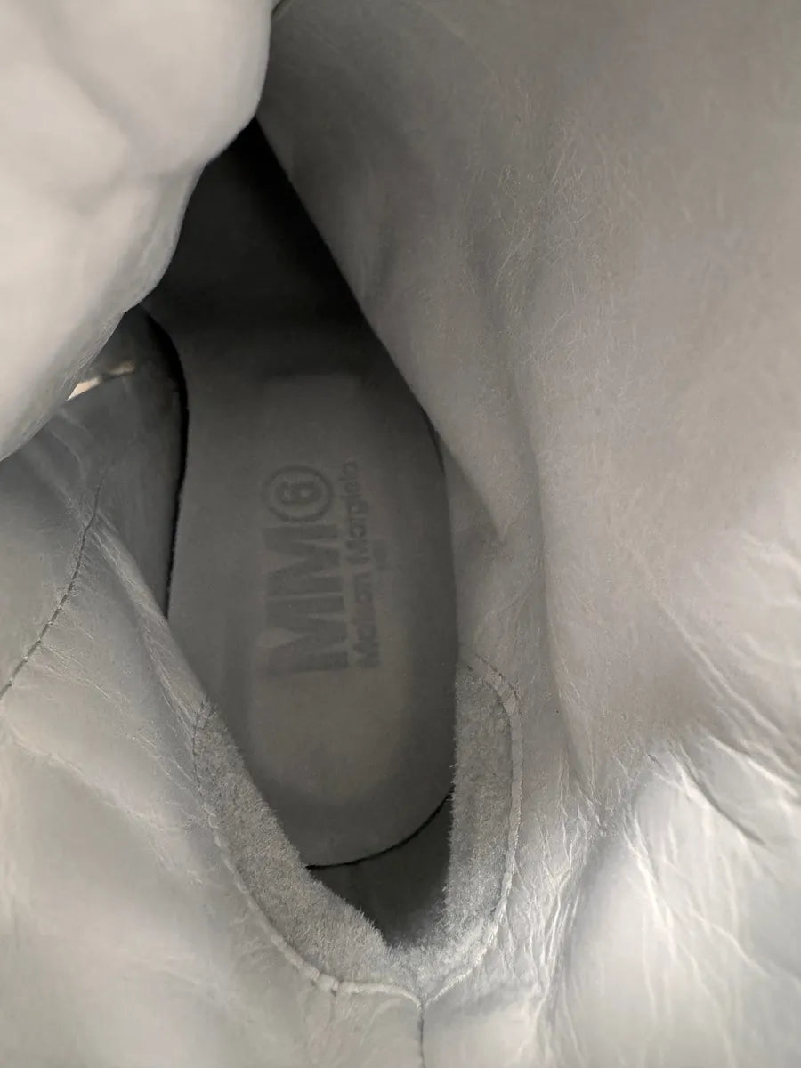 Maison Margiela MM6 White Embossed Logo Ankle Boots oXoVTUR 9
