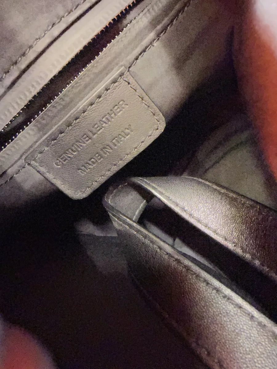 Maison Margiela Navy Puffer Leather Backpack  wGfCmdu 8