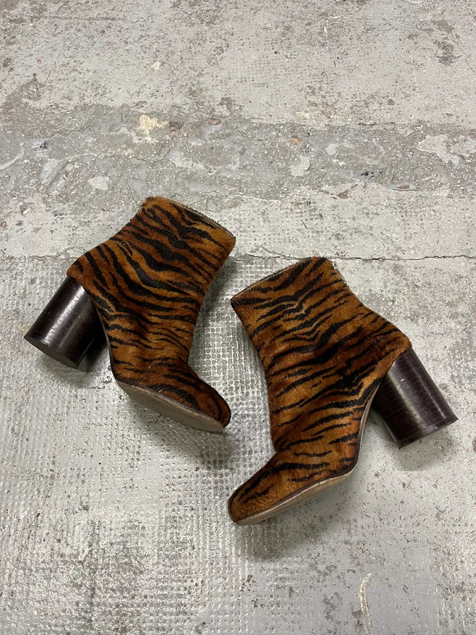 Maison Margiela Orange Fur Zebra Heels Boots SbzUELA 2