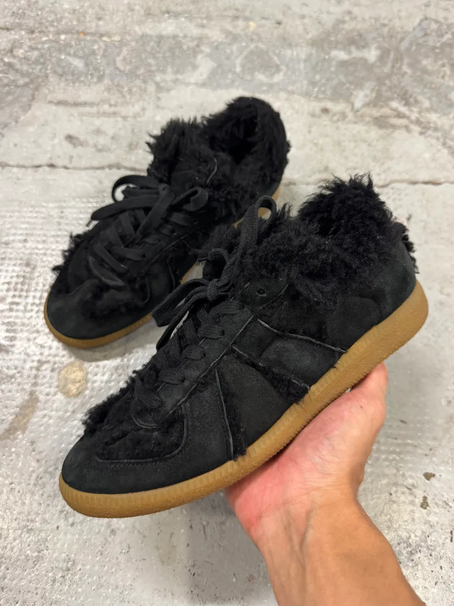 Maison Margiela Replica Black Plushed Fur Gatts Shoes wQOKADc 0