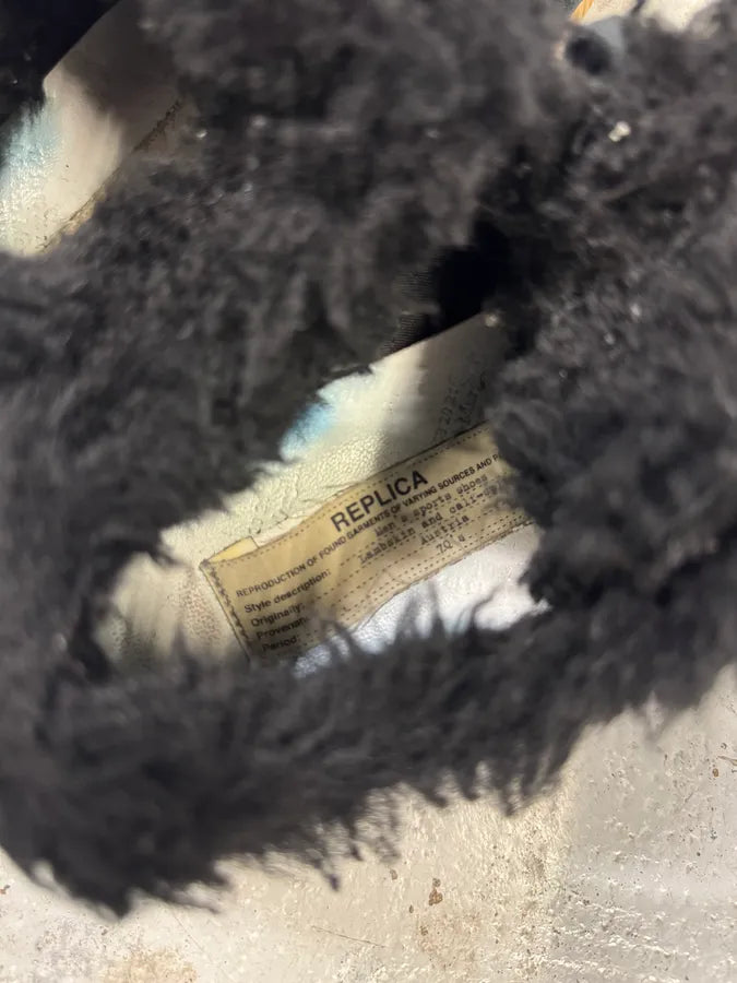 Maison Margiela Replica Black Plushed Fur Gatts Shoes wQOKADc 5