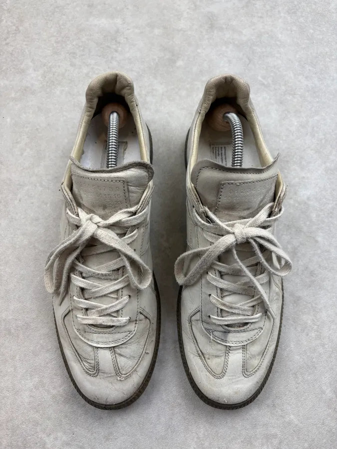 Maison Margiela Replica Faded Grey Leather Low Sneakers yoCctqN 1