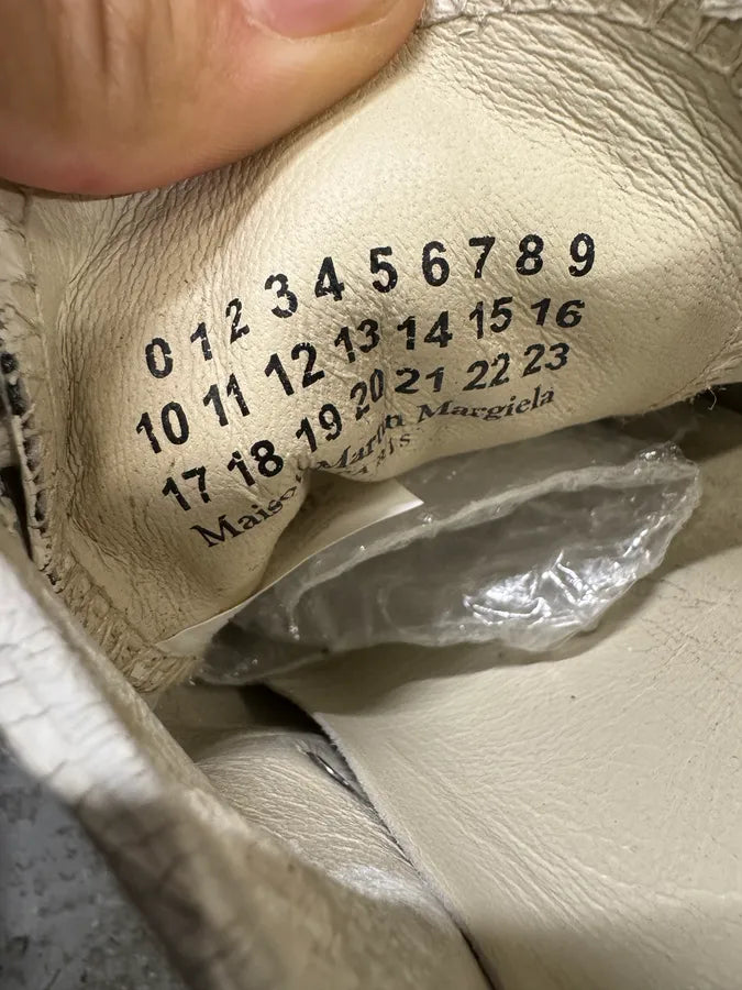 Maison Margiela x Converse White Cracked Leather Low Shoes (41.5eu/us8) QPtZveT 7