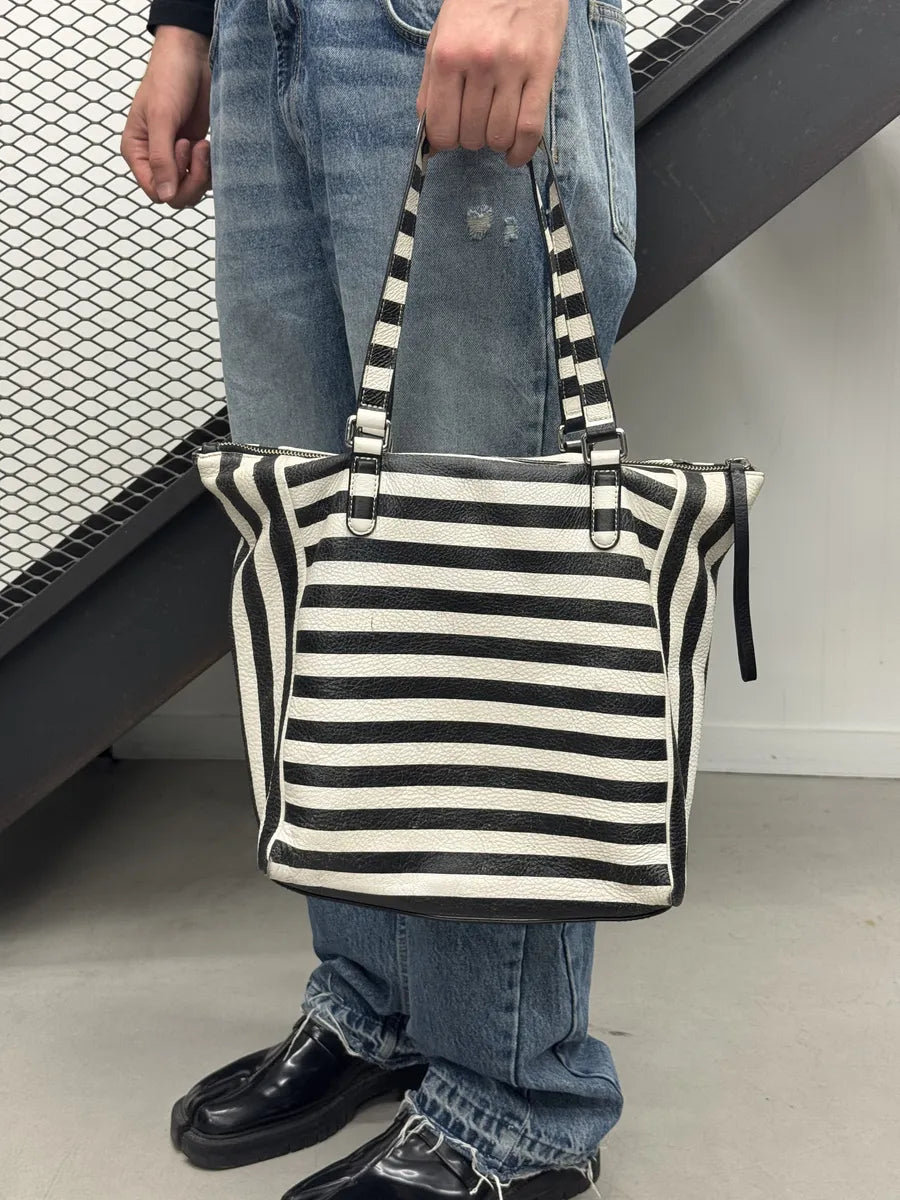 Marc Jacobs Black White Striped Leather Tote Bag ZtiispR 0