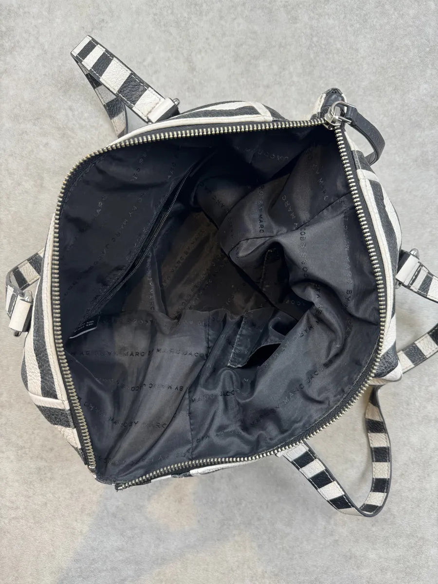 Marc Jacobs Black White Striped Leather Tote Bag ZtiispR 6