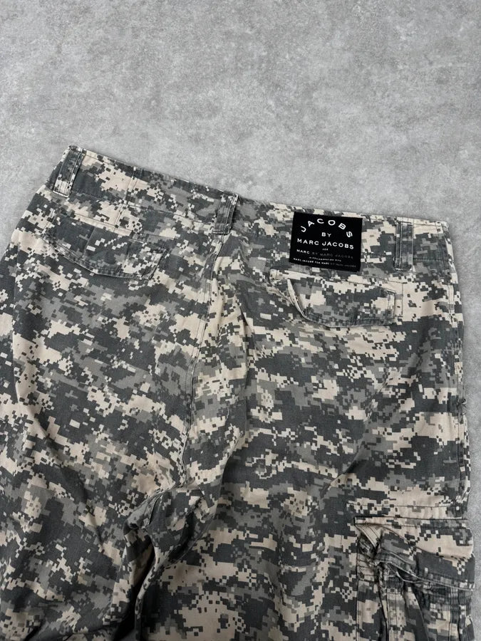Marc Jacobs Digital Camo Cargo Shorts aLlguyX 6