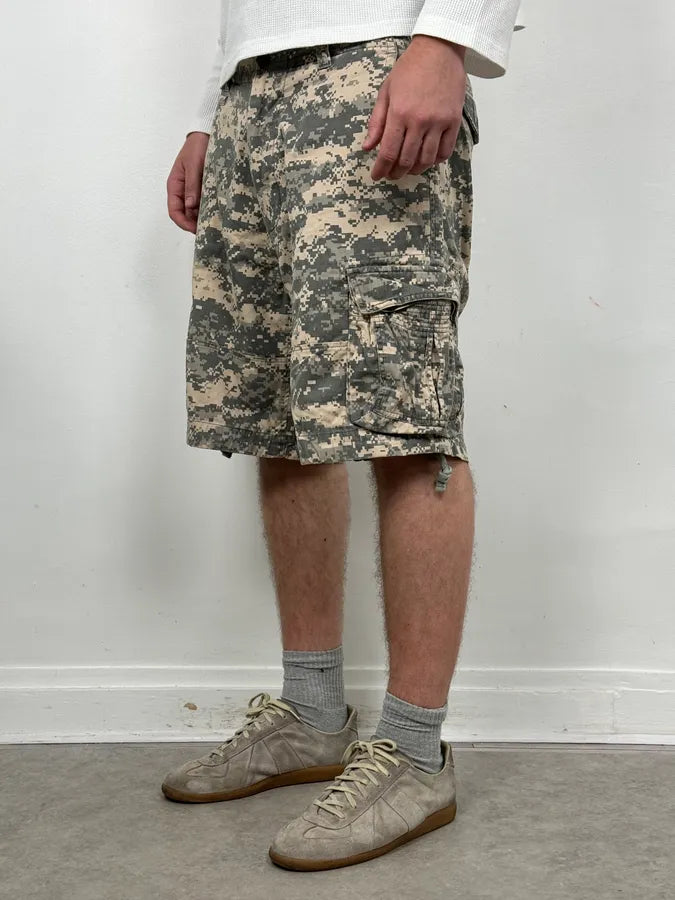 Marc Jacobs Digital Camo Cargo Shorts aLlguyX 1