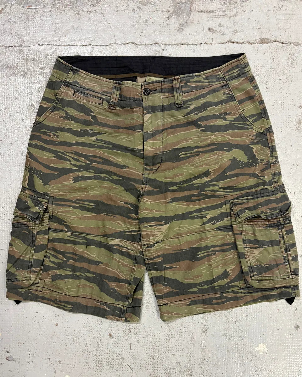 Marc Jacobs Military Green Camo Shorts mniOKDJ 2