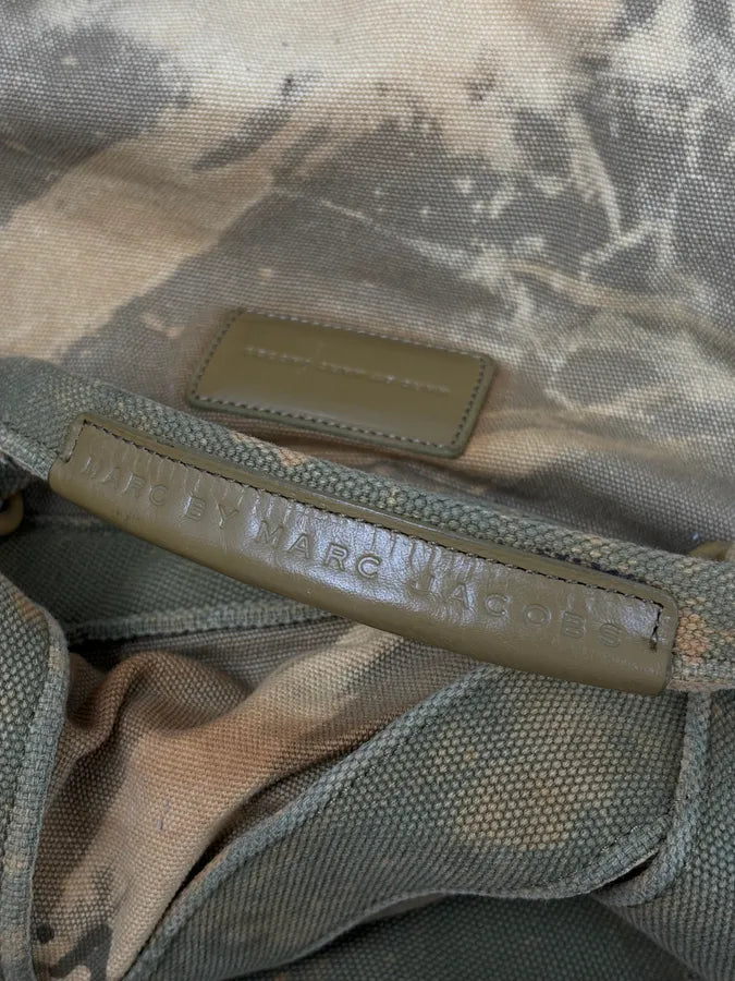 Marc Jacobs Standard Supply Military Camo Canvas Shoulder Bag leOLosG 14