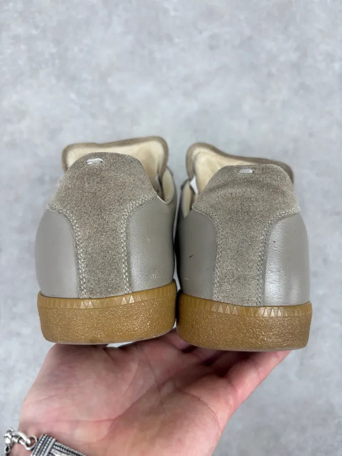 Maison Margiela Replica Grey Army Suede Leather Sneakers TxiWoiA 5