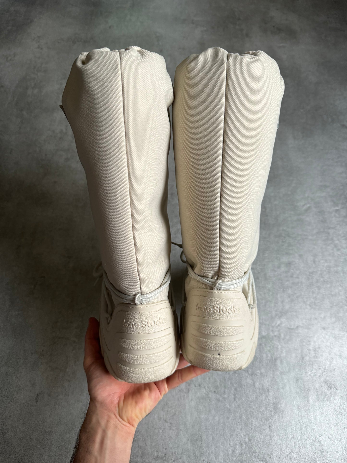 Acne Studios Modern Cozy Snow Boots Off White (39) - 4