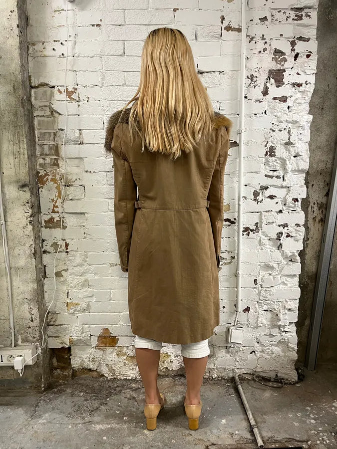 AW2004 Miu Miu Beige Cotton Fur Collar Trench Coat fOfIBfO 3